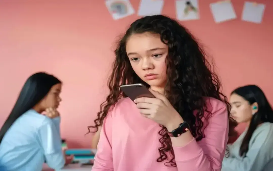 Salud Mental Adolescente: Descubre el Impacto Real Hoy